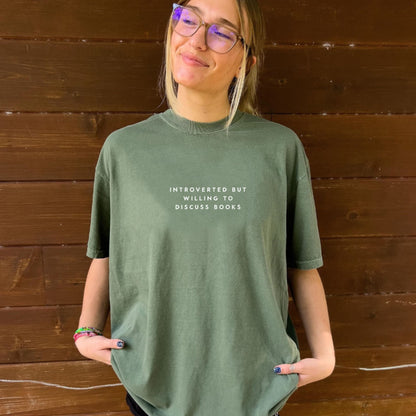 Introverted but Willing To Discuss Books Sweatshirt T-shirt