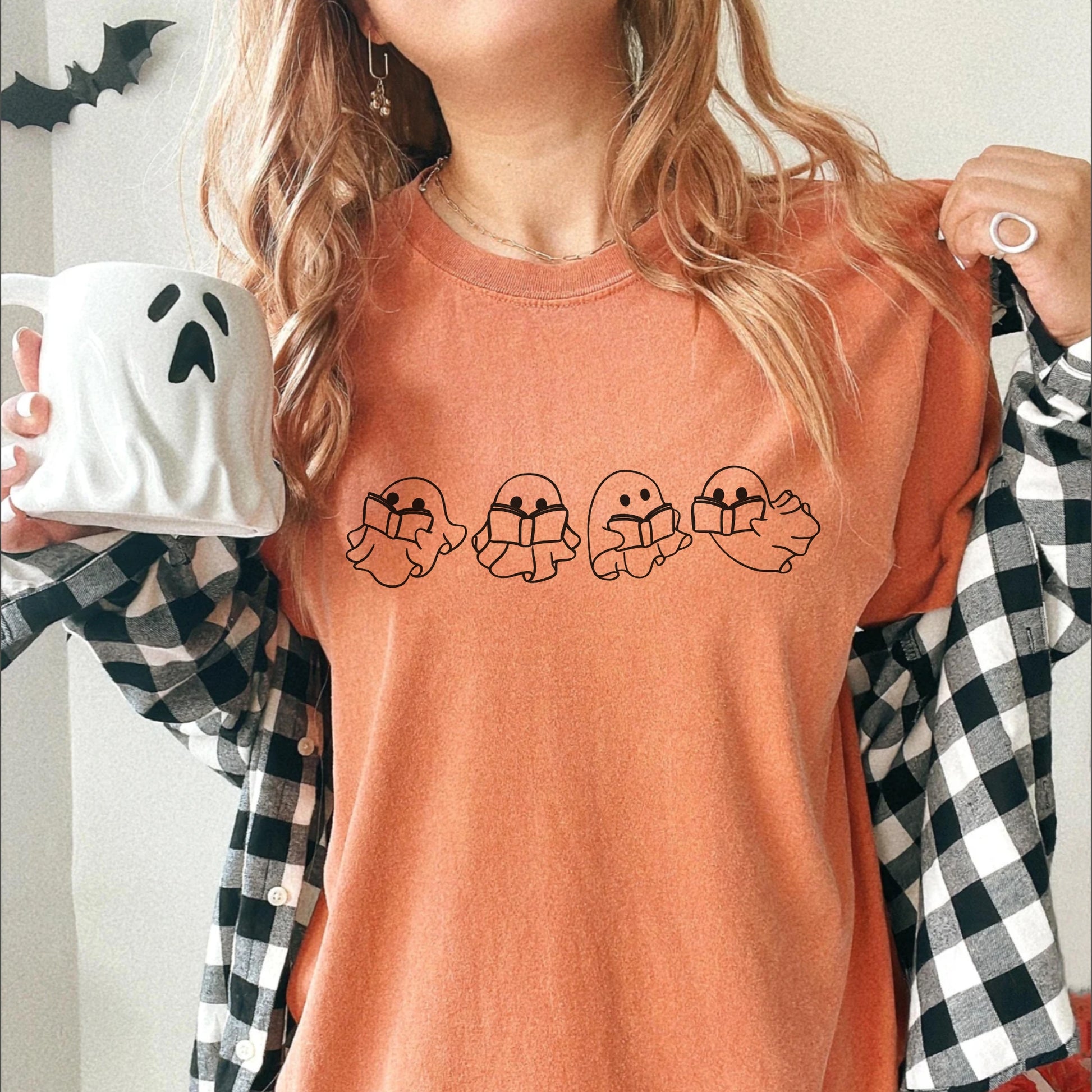 Halloween Loving Bookworms T-shirt